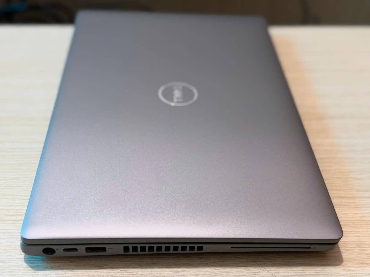 Dell Latitude 5411 học tập và làm việc